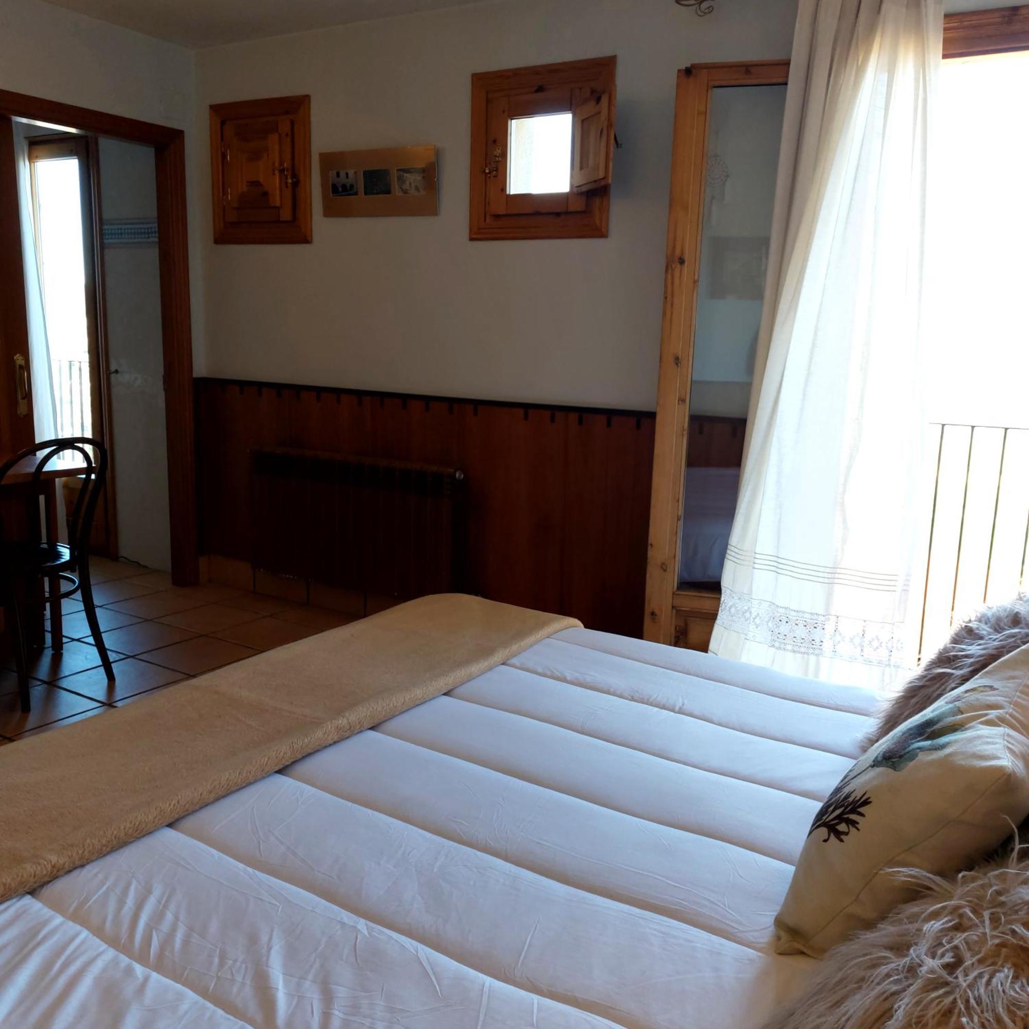 Hostal Tastavins Penarroya De Tastavins Ruang foto