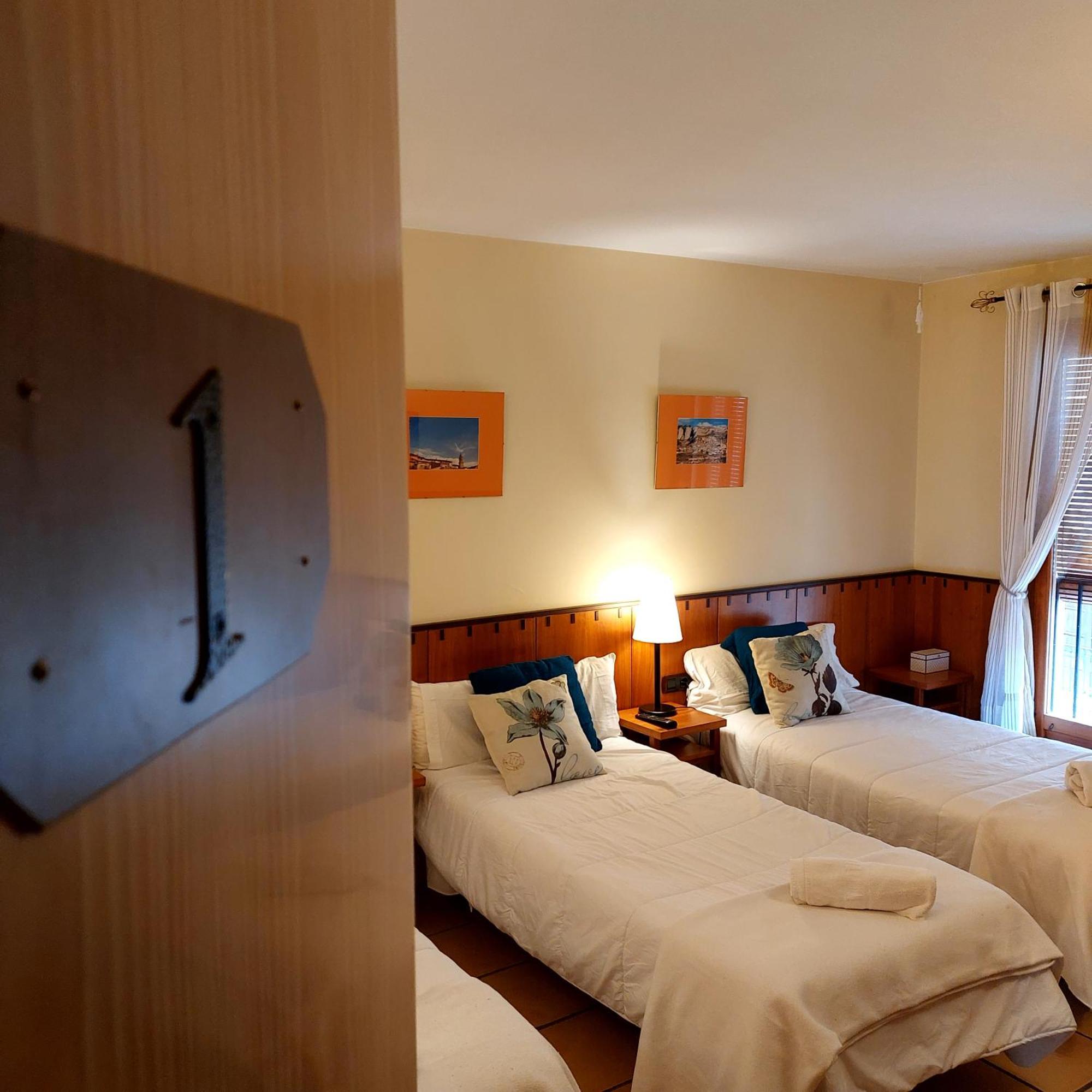 Hostal Tastavins Penarroya De Tastavins Ruang foto