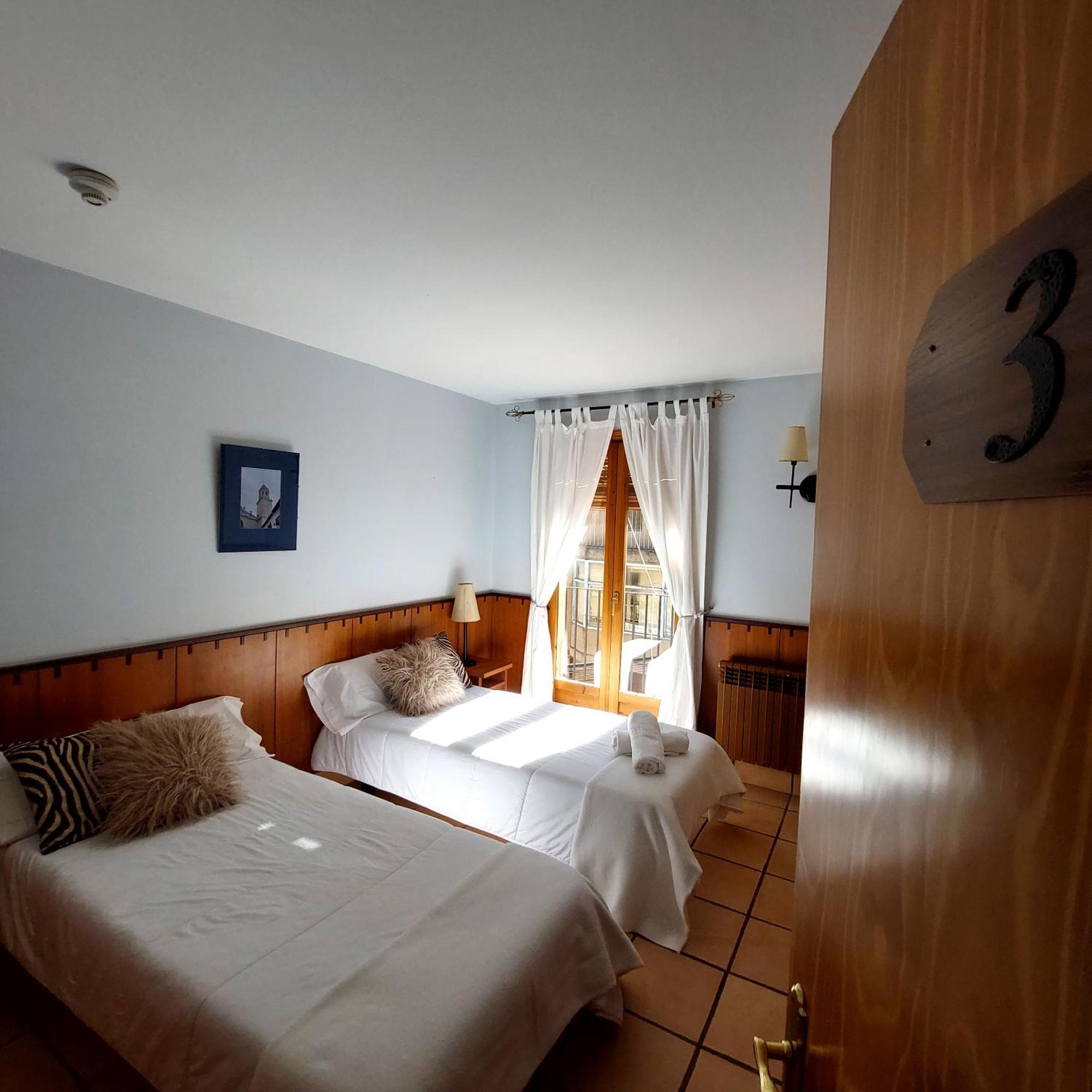 Hostal Tastavins Penarroya De Tastavins Ruang foto